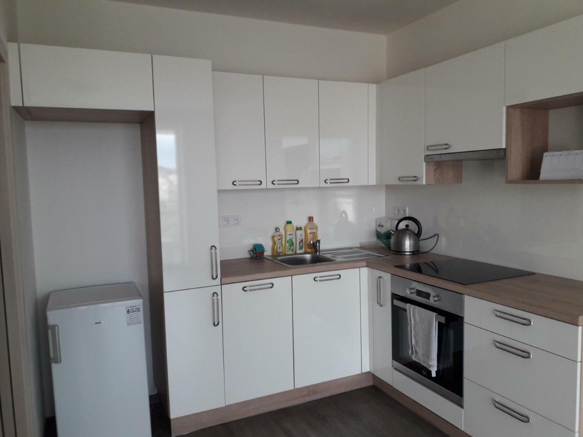 Ferienwohnung Apartman Edita - Byt S Terasou A Parkovacim Stanim, Topolova, Olmütz Exterior foto